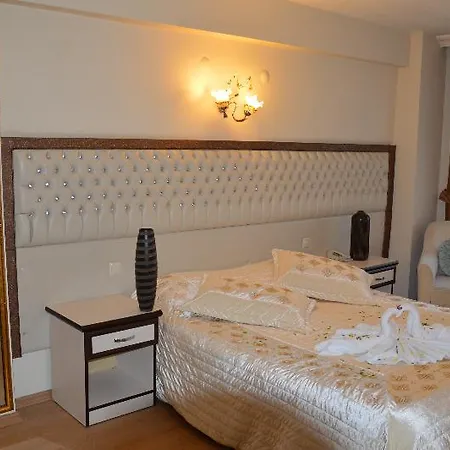Aktas Hotel 3*
